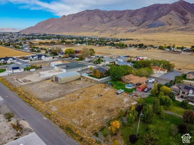 7283 N Adobe Ln, Lake Point, Utah 84074
