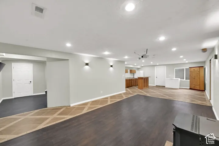 7283 N Adobe Ln, Lake Point, Utah 84074