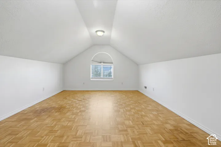 Bonus room