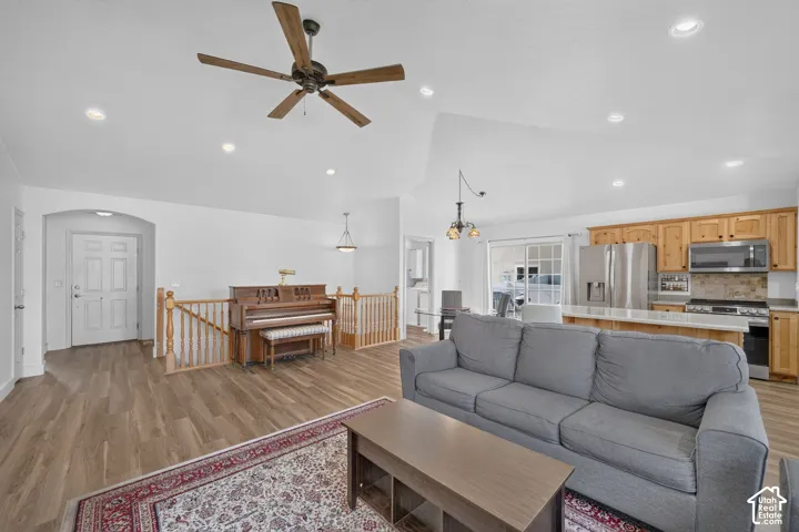 1208 S 1530 W, Springville, Utah 84663
