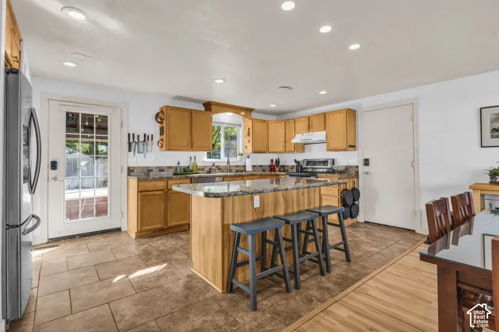 Open Kitchen