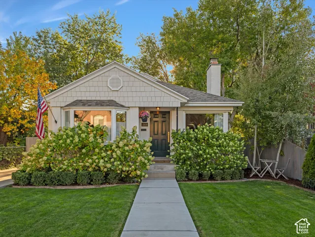 2938 S Hudson Cir, Salt Lake City, Utah 84106