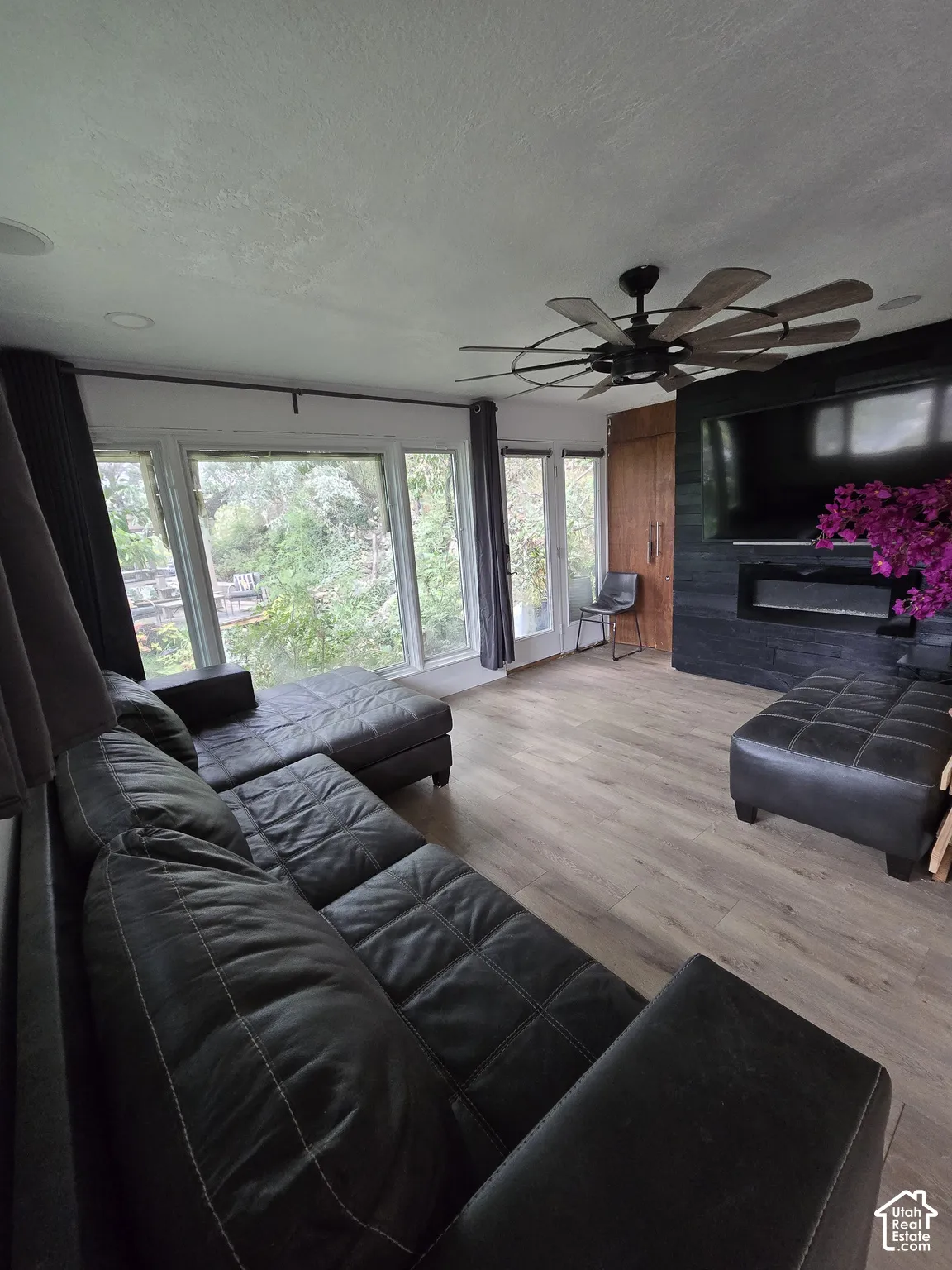 Recessed lighting and ceiling-mounted speakers