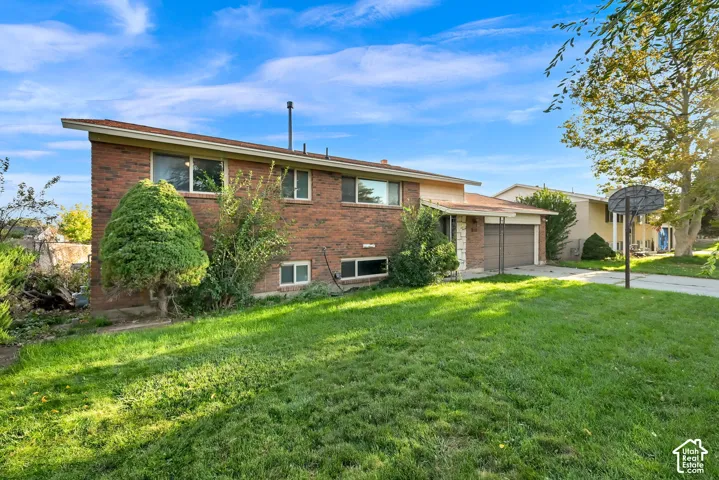2261 W Ledgewood Dr, Taylorsville, Utah 84129