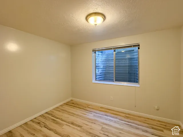 690 Liston Cir, Kaysville, Utah 84037