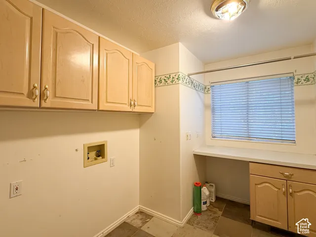 690 Liston Cir, Kaysville, Utah 84037