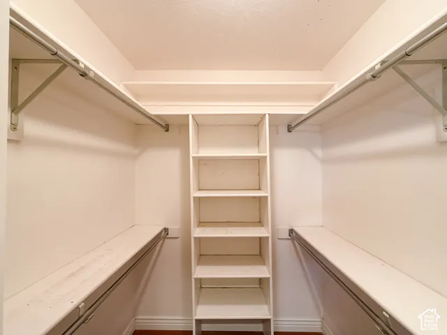 690 Liston Cir, Kaysville, Utah 84037