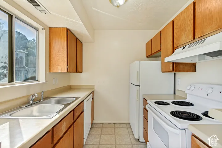 221 E Crestone Ave #b, South Salt Lake, Utah 84115