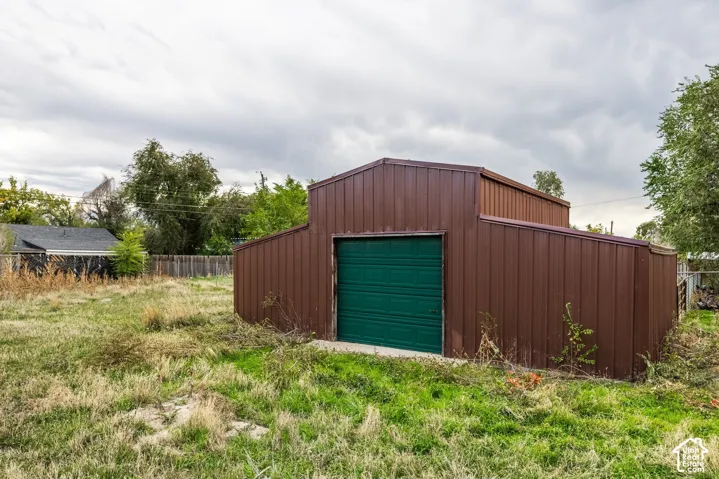 1073 S Navajo St, Salt Lake City, Utah 84104
