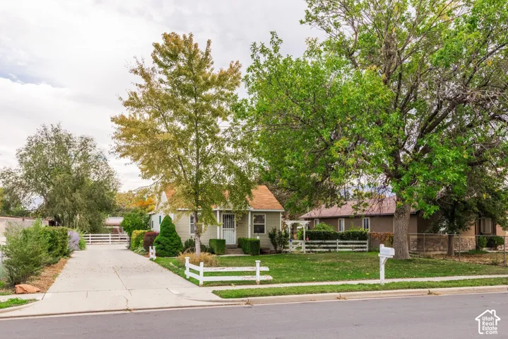 1073 S Navajo St, Salt Lake City, Utah 84104