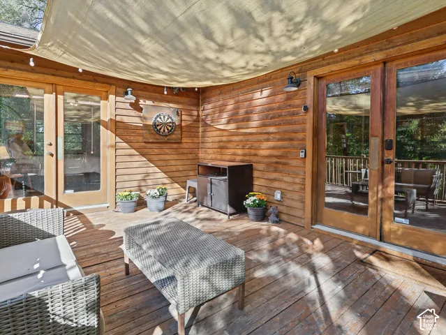 2275 E 6200 S, Holladay, Utah 84121