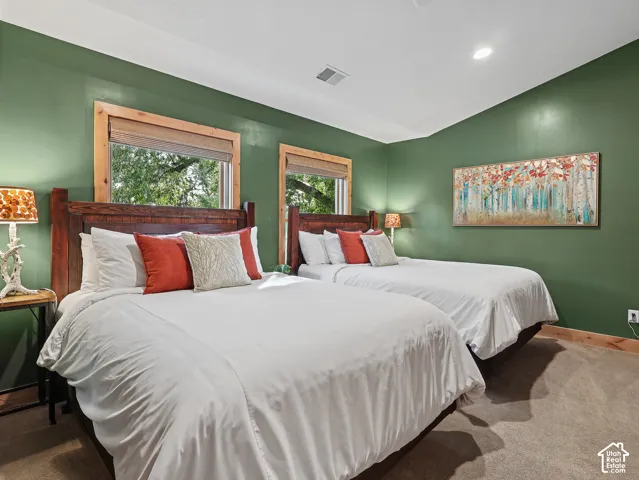 2275 E 6200 S, Holladay, Utah 84121