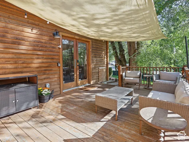 2275 E 6200 S, Holladay, Utah 84121