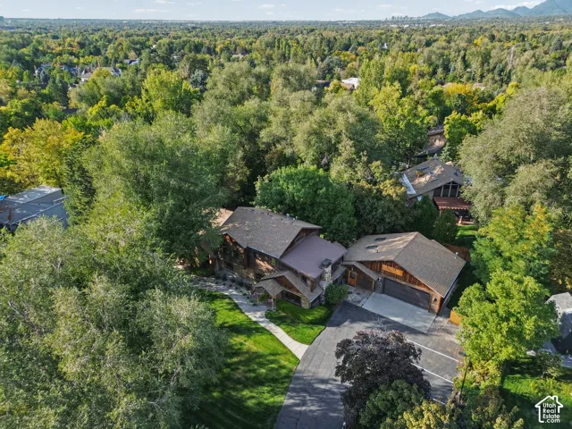 2275 E 6200 S, Holladay, Utah 84121