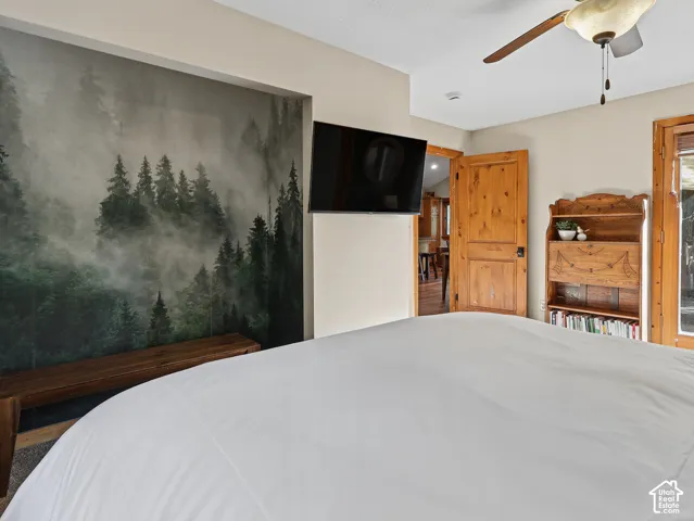 2275 E 6200 S, Holladay, Utah 84121