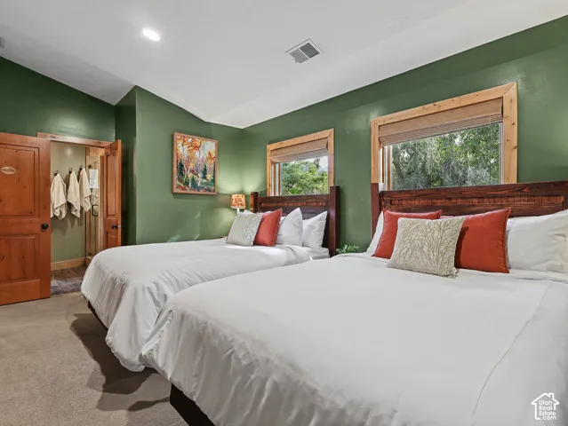 2275 E 6200 S, Holladay, Utah 84121