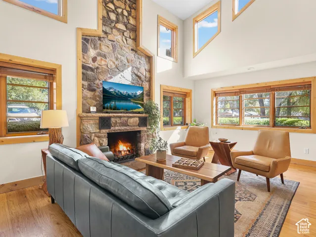 2275 E 6200 S, Holladay, Utah 84121