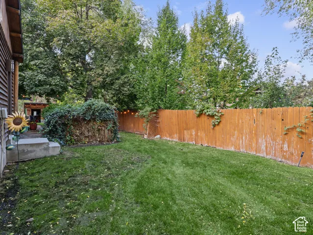 2275 E 6200 S, Holladay, Utah 84121
