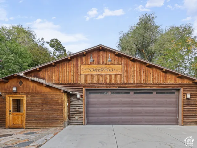 2275 E 6200 S, Holladay, Utah 84121