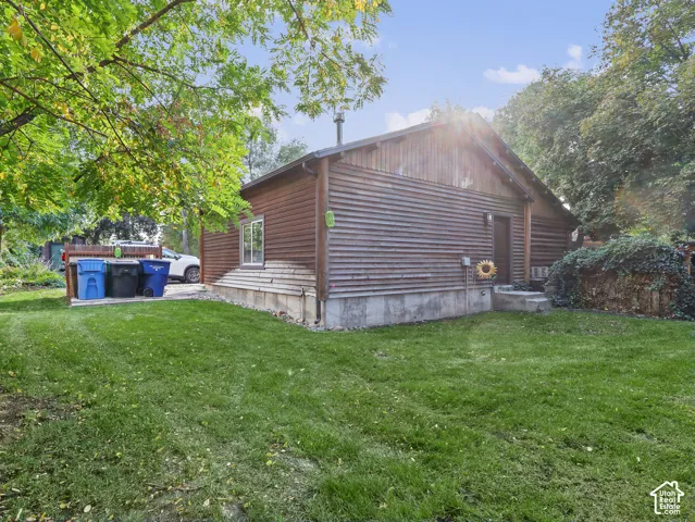 2275 E 6200 S, Holladay, Utah 84121