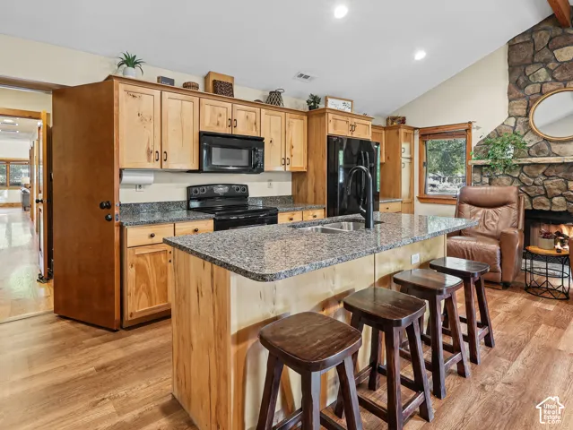2275 E 6200 S, Holladay, Utah 84121