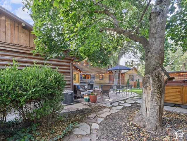 2275 E 6200 S, Holladay, Utah 84121
