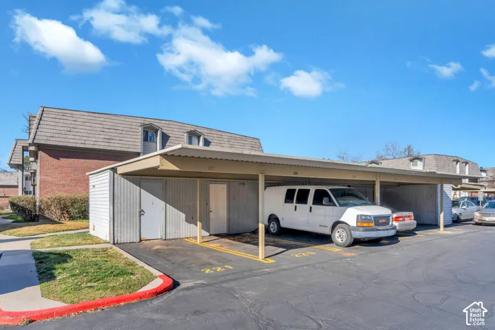 1676 N Hickory Ln, Provo, Utah 84604