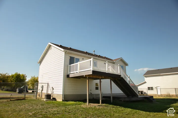 Back of home and upper deck