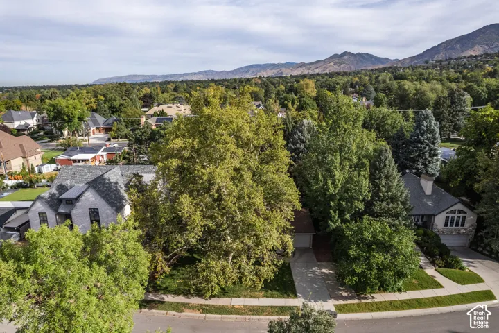 2775 E Loredell Dr, Holladay, Utah 84117