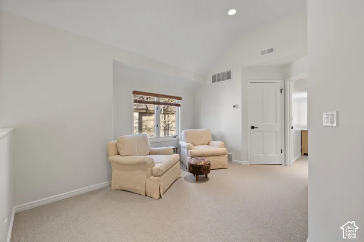 Vaulted ceiling with recessed lighting