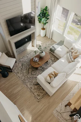 Hardwood-style flooring throughout