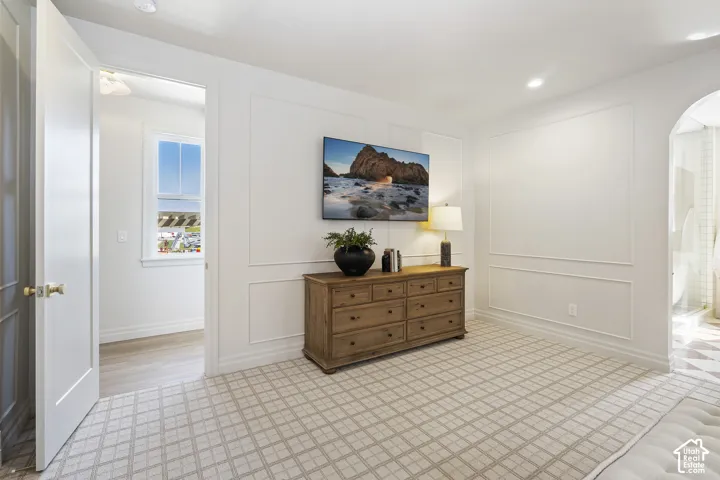 Wall paneling with decorative trim