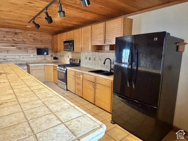 360 E 300 S, Castle Dale, Utah 84513