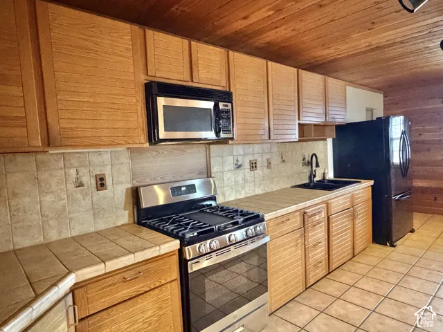 360 E 300 S, Castle Dale, Utah 84513