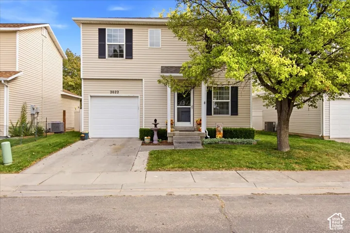 2022 N 2225 W, Clinton, Utah 84015