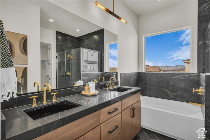 1568 E Black Brush Dr, Washington, Utah 84780