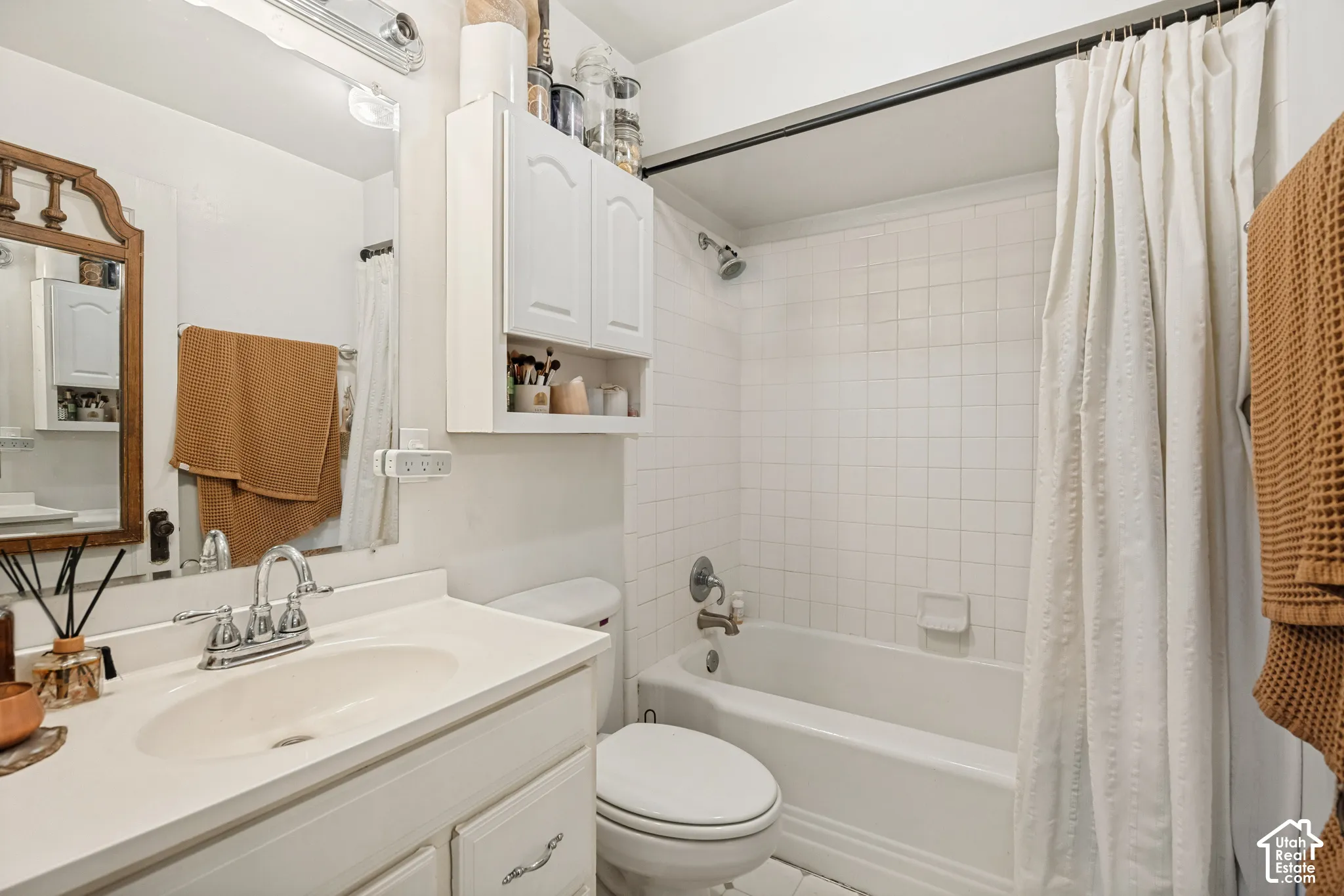 Unit 3 (1 Bedroom)