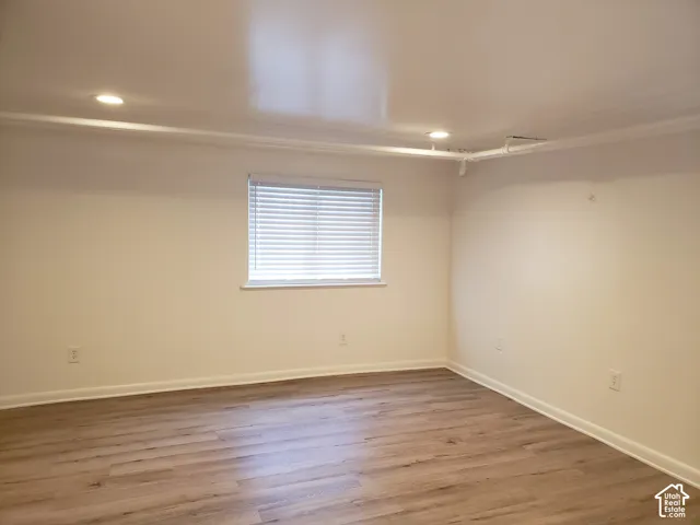 Unit 6 (2 Bedrooms)