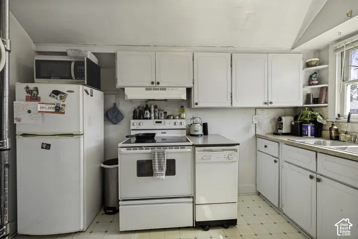 Unit 3 (1 Bedroom)