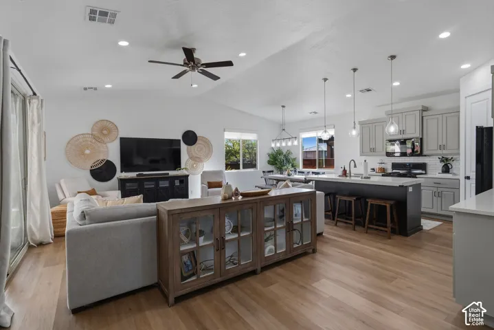 1048 N Camino Agua, Washington, Utah 84780
