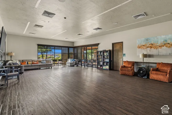 1048 N Camino Agua, Washington, Utah 84780