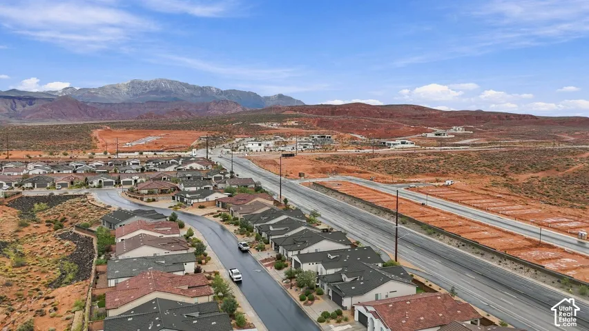 1048 N Camino Agua, Washington, Utah 84780