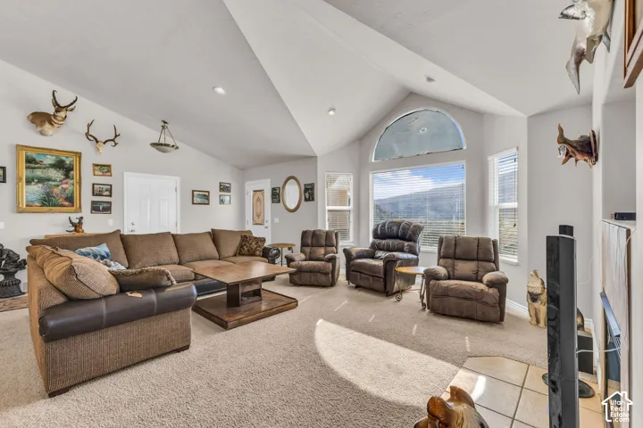 39792 W 7000 N, Tabiona, Utah 84072