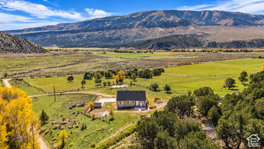39792 W 7000 N, Tabiona, Utah 84072