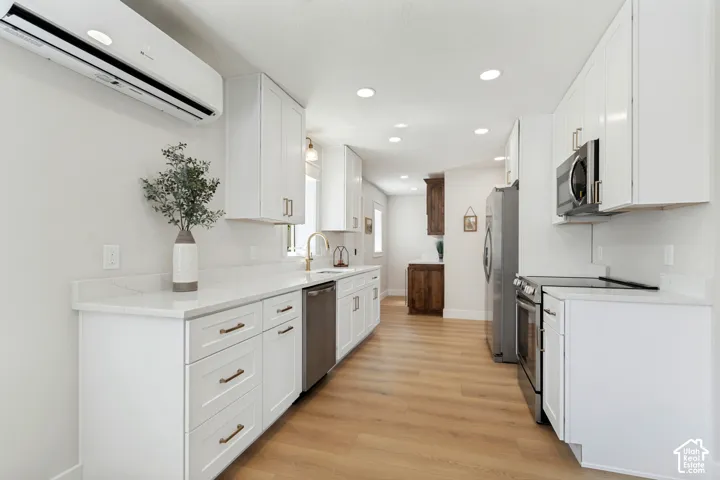2126 S Roberta St, South Salt Lake, Utah 84115