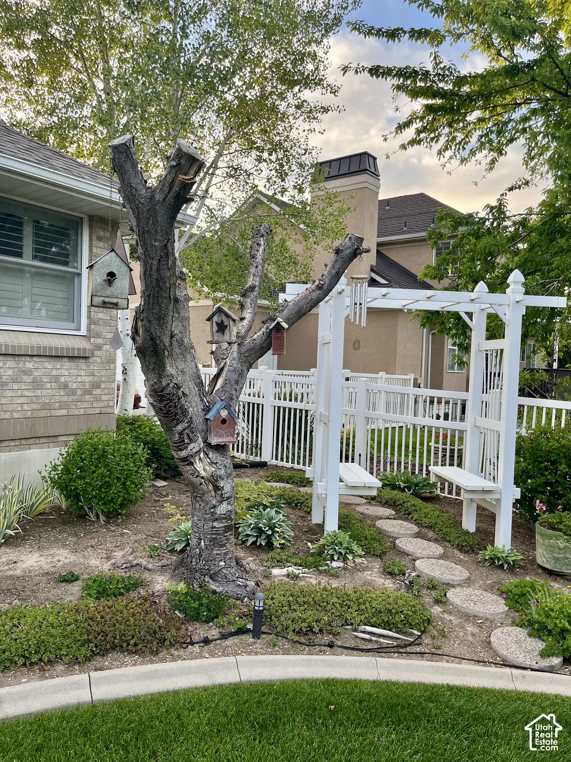 Garden Arbor