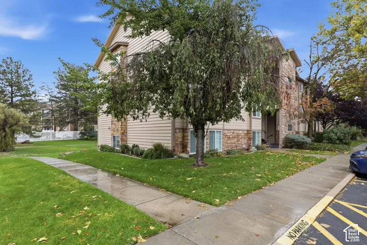 7761 S Briarsprings Dr, Midvale, Utah 84047
