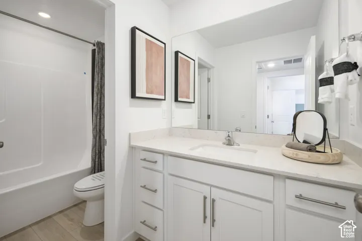 512 W Empress St #55, Santaquin, Utah 84655