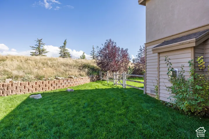 5705 N Narrow Leaf Ct, Summit Park, Utah 84098