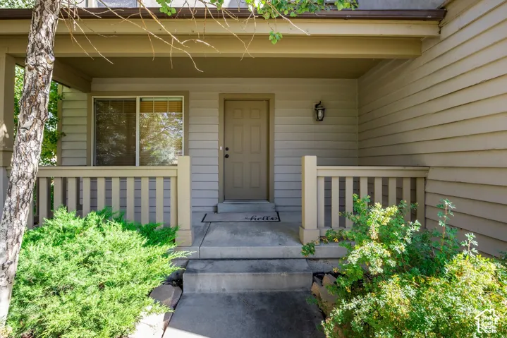 5705 N Narrow Leaf Ct, Summit Park, Utah 84098